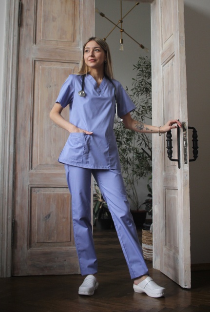 Жіночий хірургічний костюм 22-06 блакитний