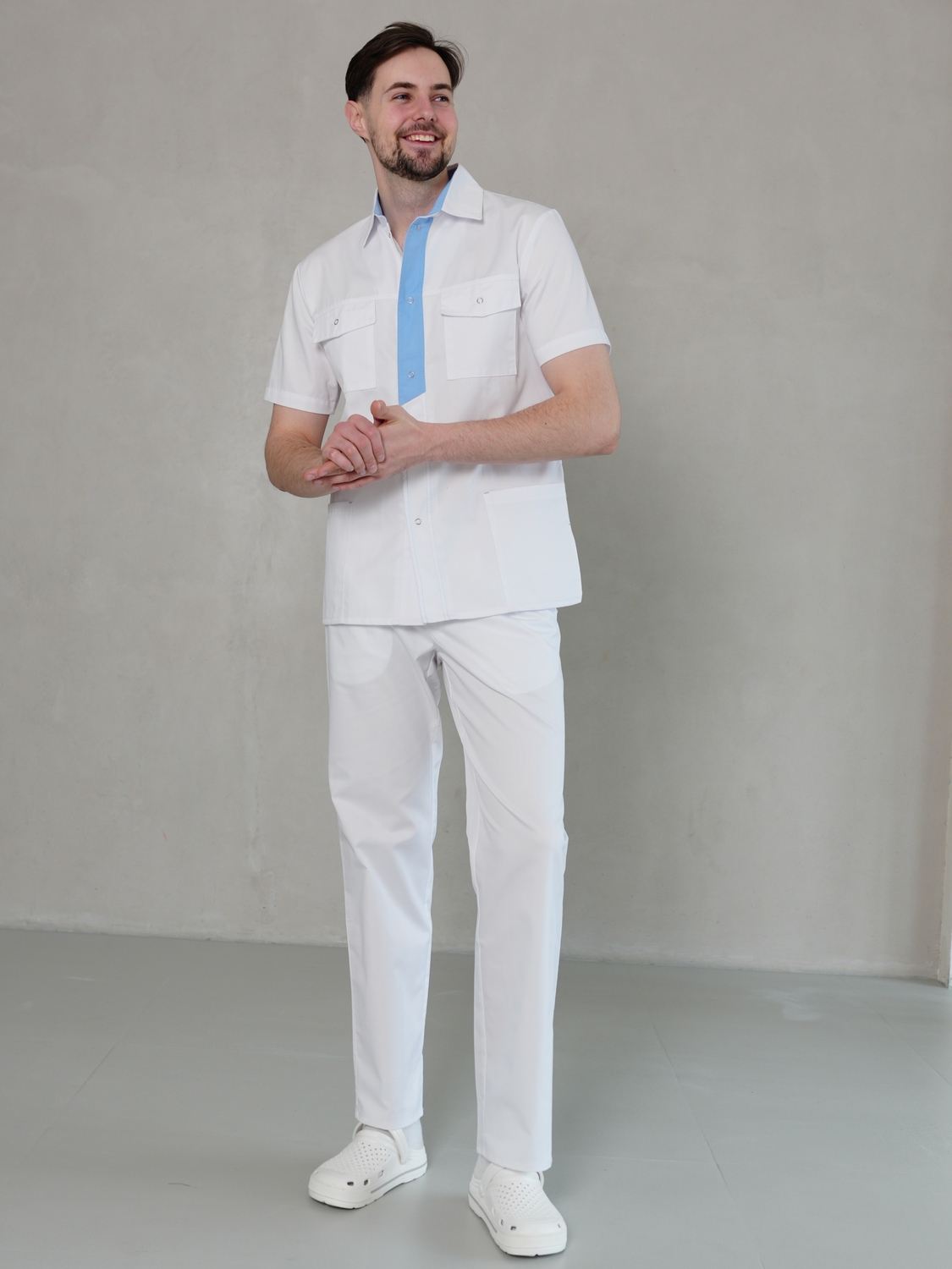 Мужской медицинский костюм 14-03 белый с голубой отделкой
