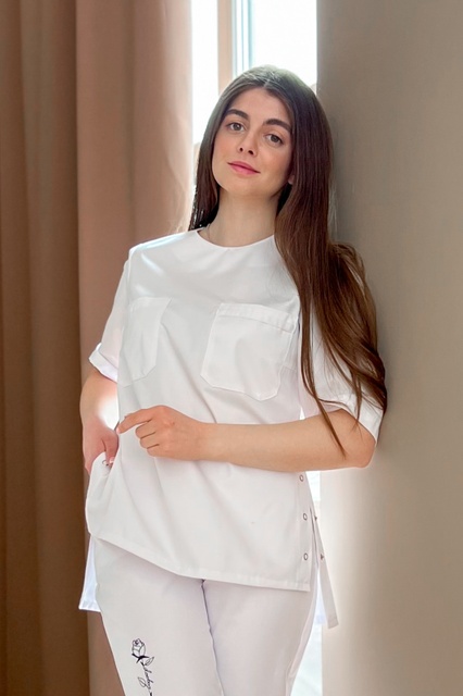Женская медицинская куртка с коротким рукавом 20-08 белая