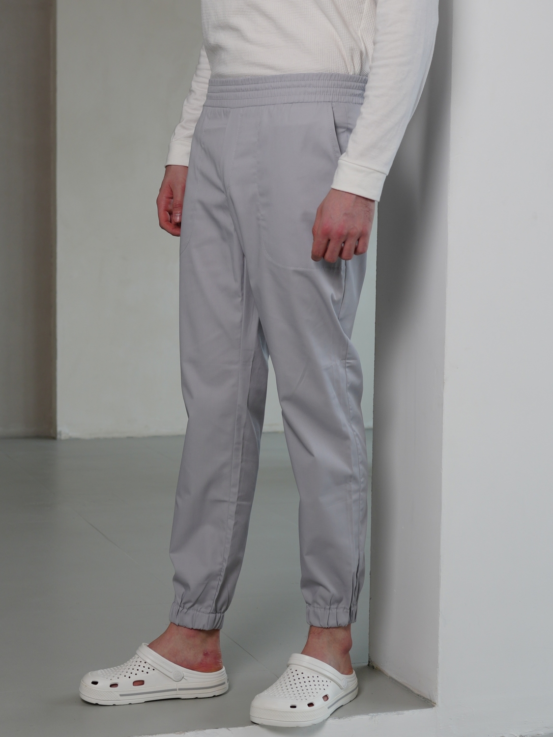 Чоловічі медичні брюки джогери сірі 20-06
