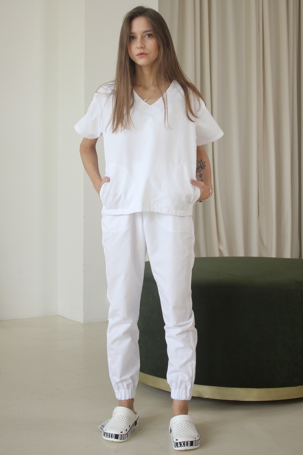 Жіночий медичний костюм хірургічний білий 22-03