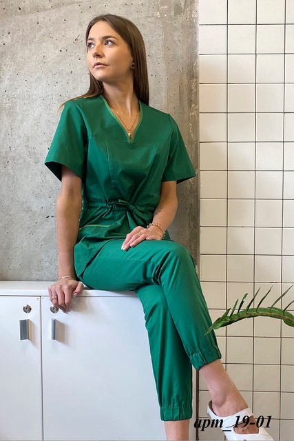 Женский хирургический костюм 19-01 зеленый