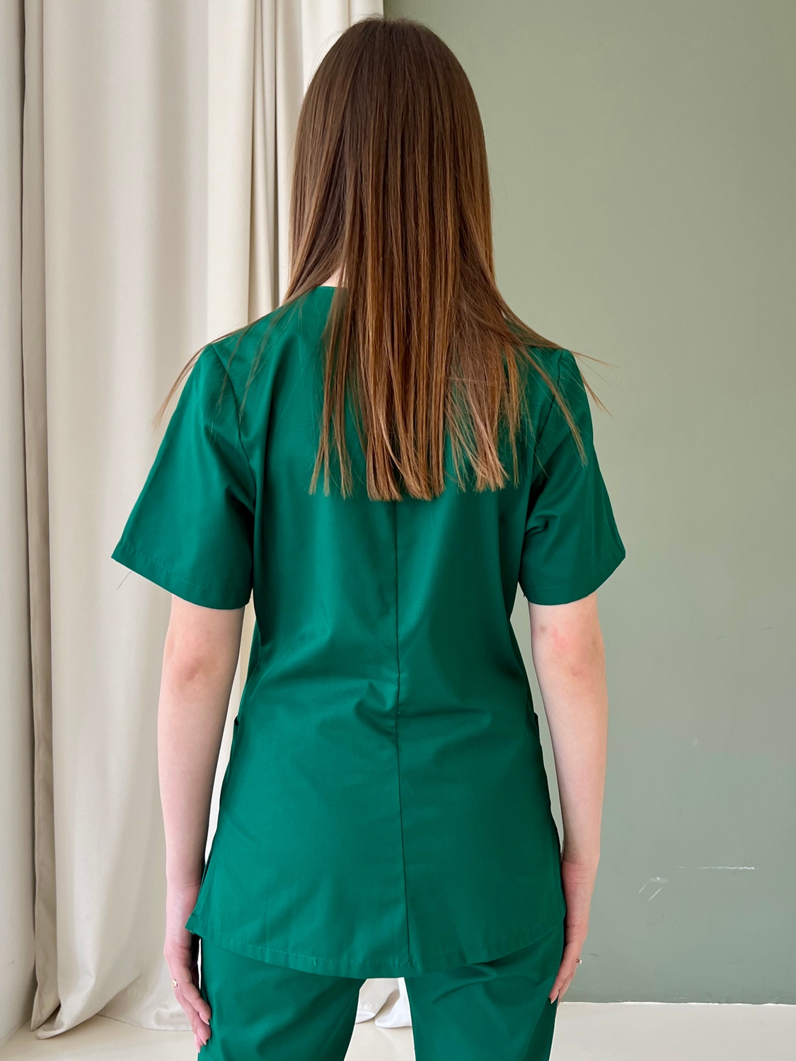 Медичний костюм жіночий зелений 22-06