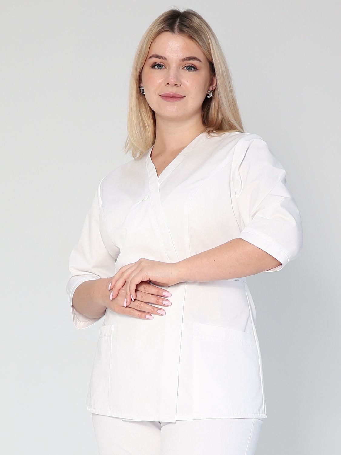 Медицинская куртка женская белая на запах большого размера 10-03 | Швецька марка
