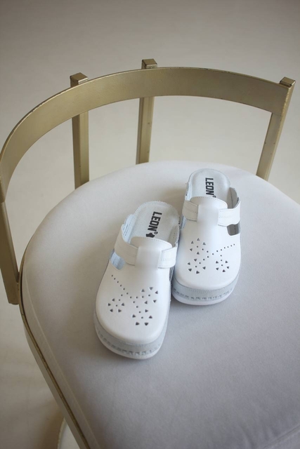 Медичне взуття Leon білі 156
