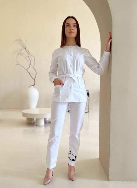 Медицинский костюм с вышивкой арт.19-05 белый