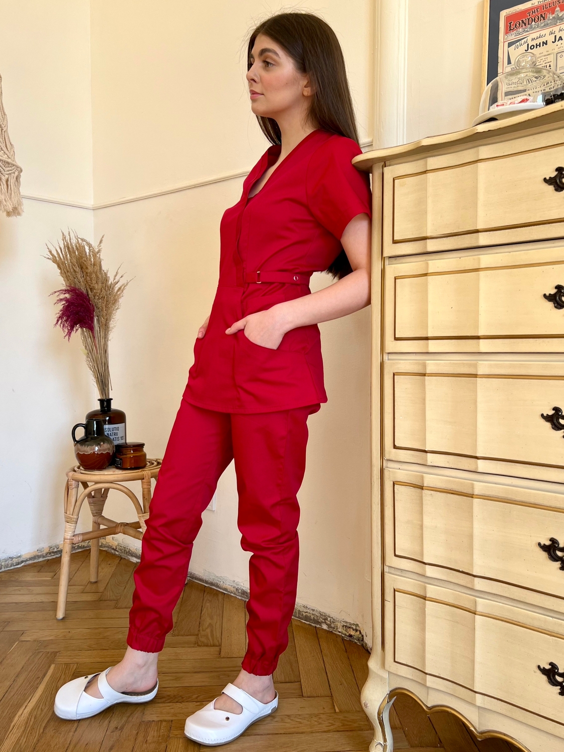 Жіночий медичний костюм хірургічний 15-03 червоний