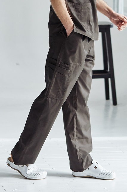 Чоловічі цупкі медичні брюки 20-09 коричневі